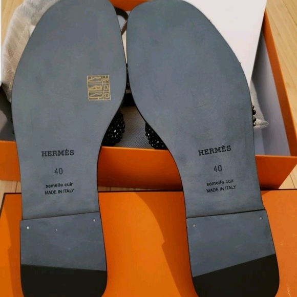 Hermes Oran Sandal with Crystals size 40eu/ 10US Limited Edition Black Leather - Picture 9 of 17